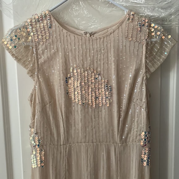 Korovilas Ivory Iridescent Sequin Column Gown - Picture 6 of 8